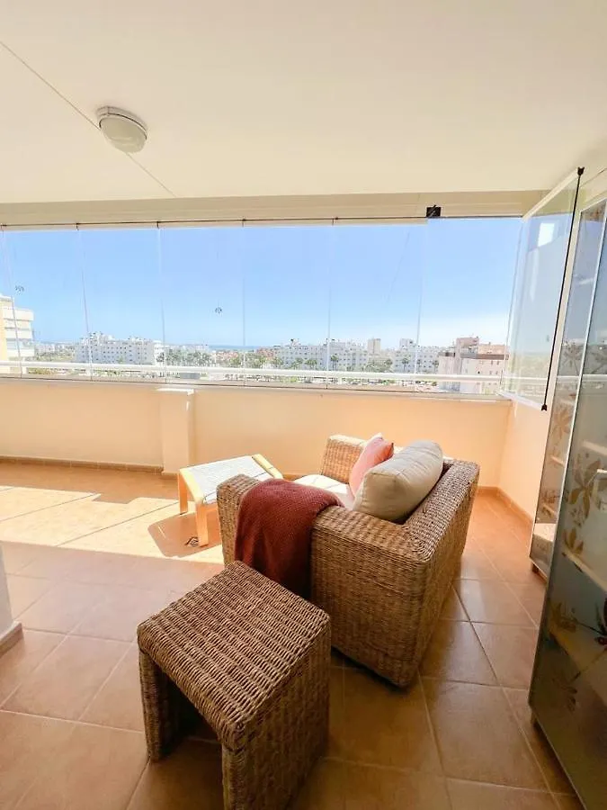 Bright Apartment With Terrace, Pool And Beach Torremolinos