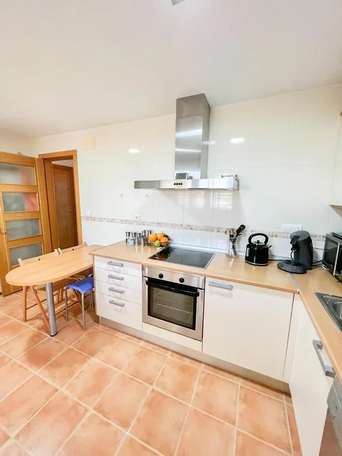 Bright Apartment With Terrace, Pool And Beach Torremolinos 0*,  España