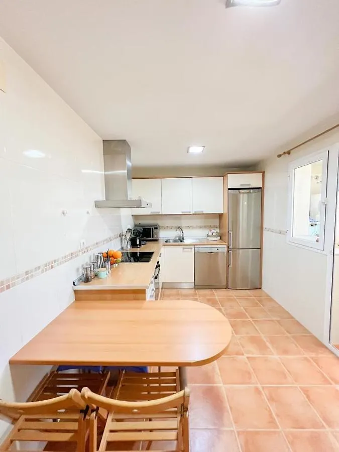 Bright Apartment With Terrace, Pool And Beach Torremolinos