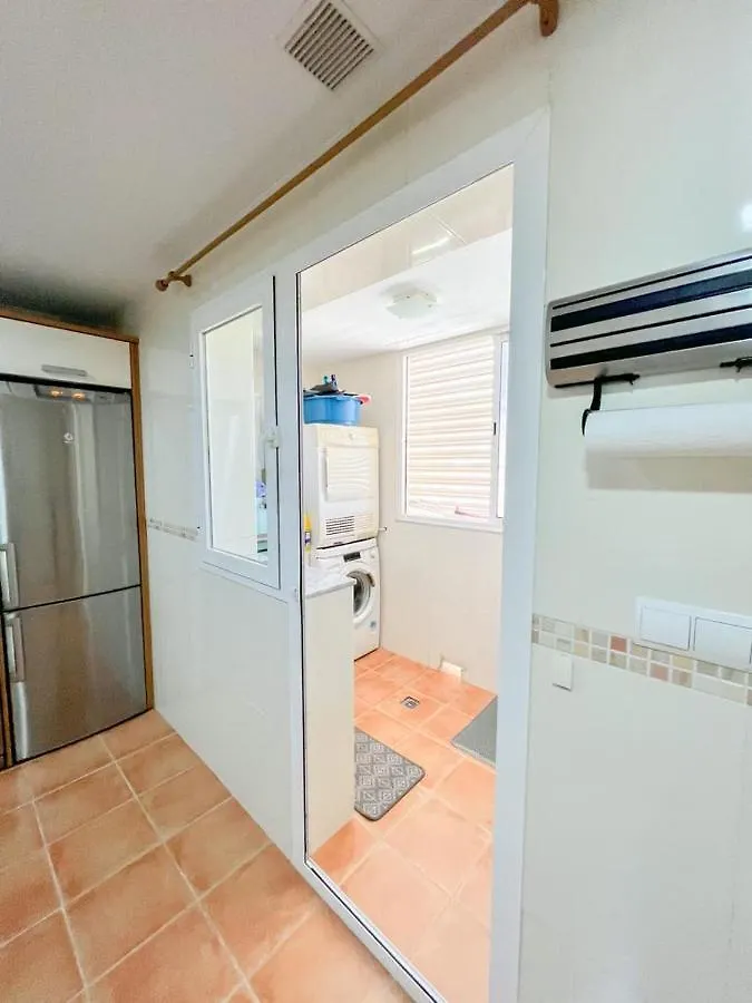 Bright Apartment With Terrace, Pool And Beach Torremolinos