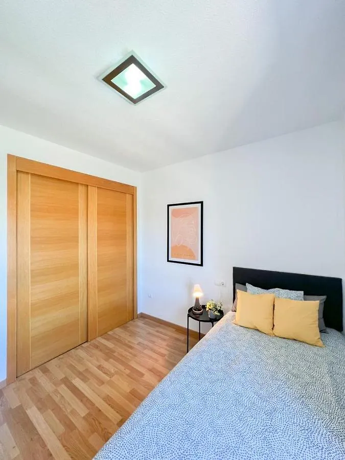 Bright Apartment With Terrace, Pool And Beach Torremolinos